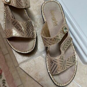 Alegria Wedge Sparkle Sandals - Size 8 European 38